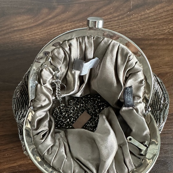 BEADED CLUTCH - Picture 2 of 3